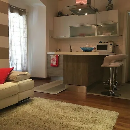 Swami House * La Spezia
